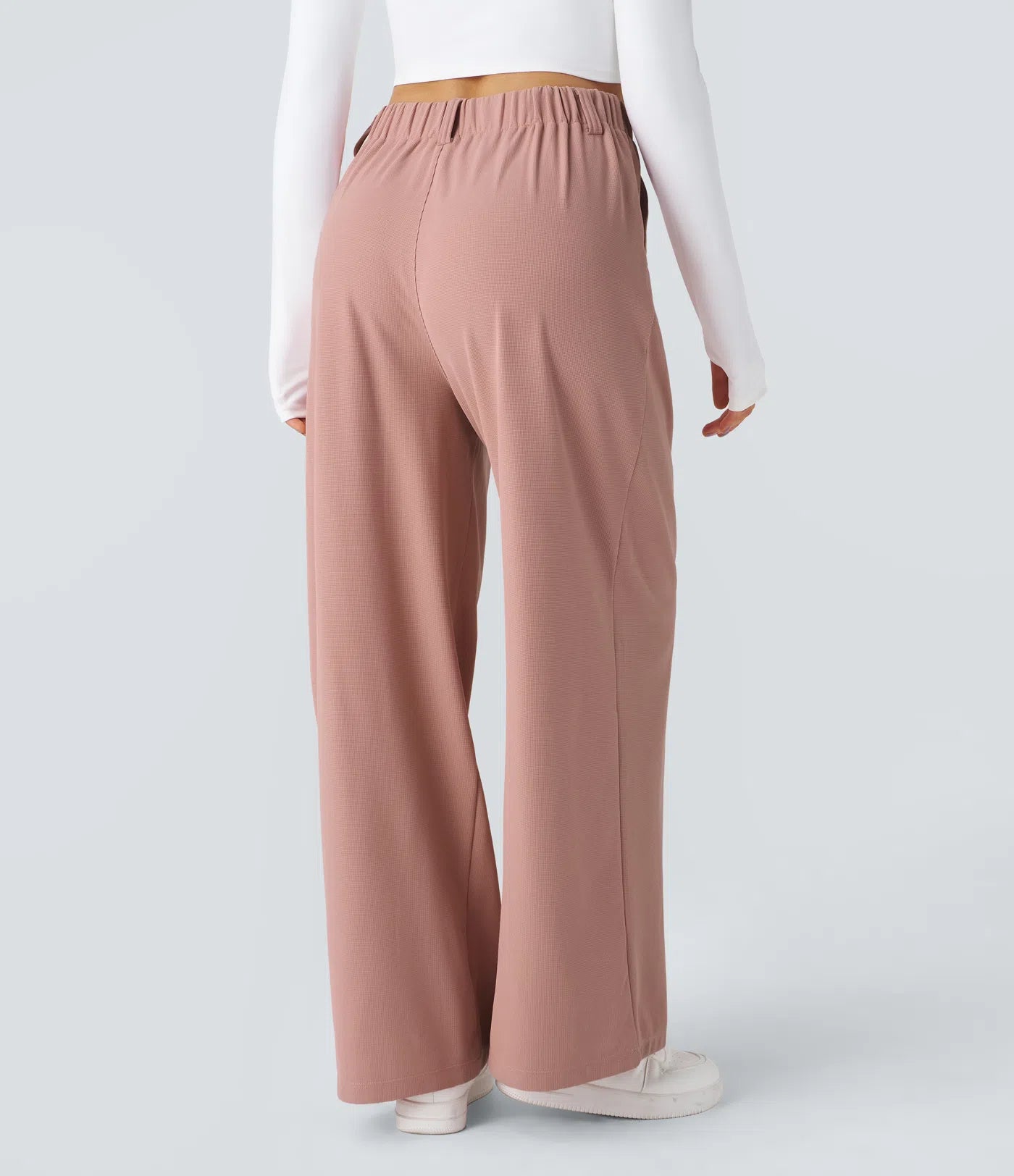Hose aus Stretchmaterial mit hohem Bund, Waffelmuster, Seitentaschen und weitem Bein